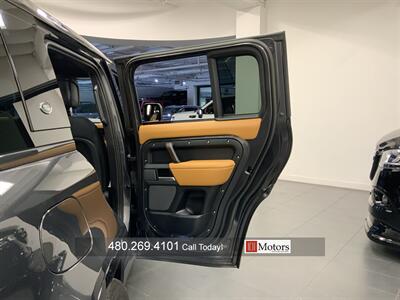 2023 Land Rover Defender 110 X   - Photo 22 - Tempe, AZ 85281