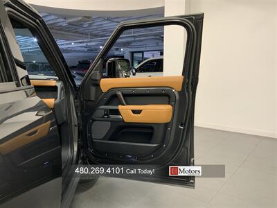 2023 Land Rover Defender 110 X   - Photo 18 - Tempe, AZ 85281