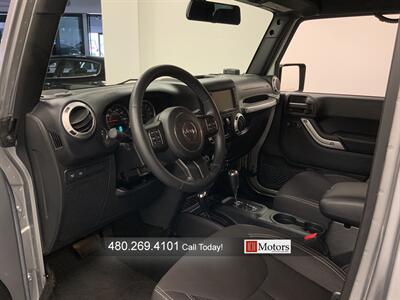 2015 Jeep Wrangler Unlimited Rubicon   - Photo 13 - Tempe, AZ 85281