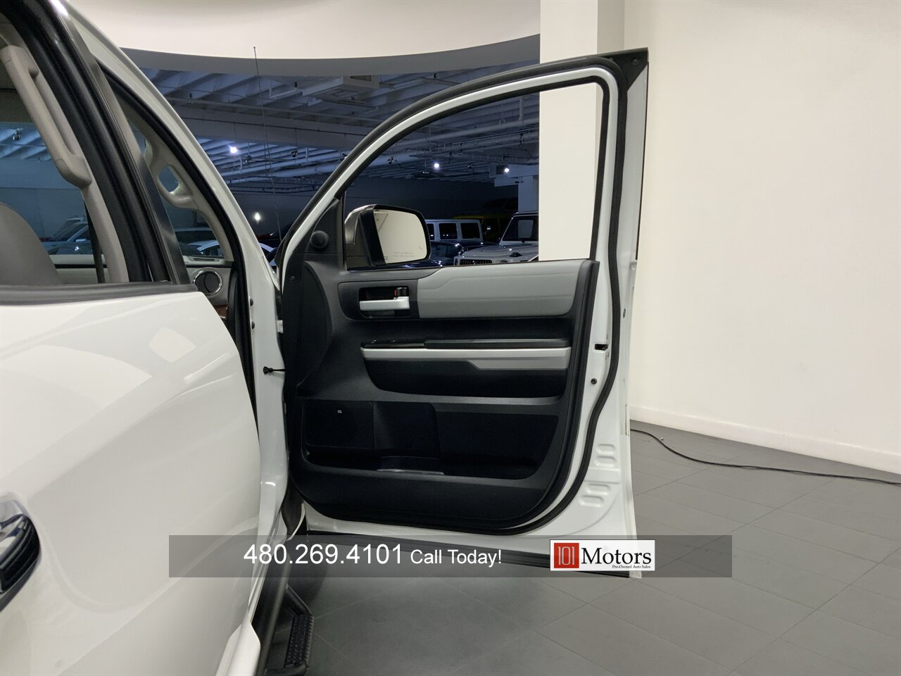 2019 Toyota Tundra Limited - Photo 17 - Tempe, AZ 85281