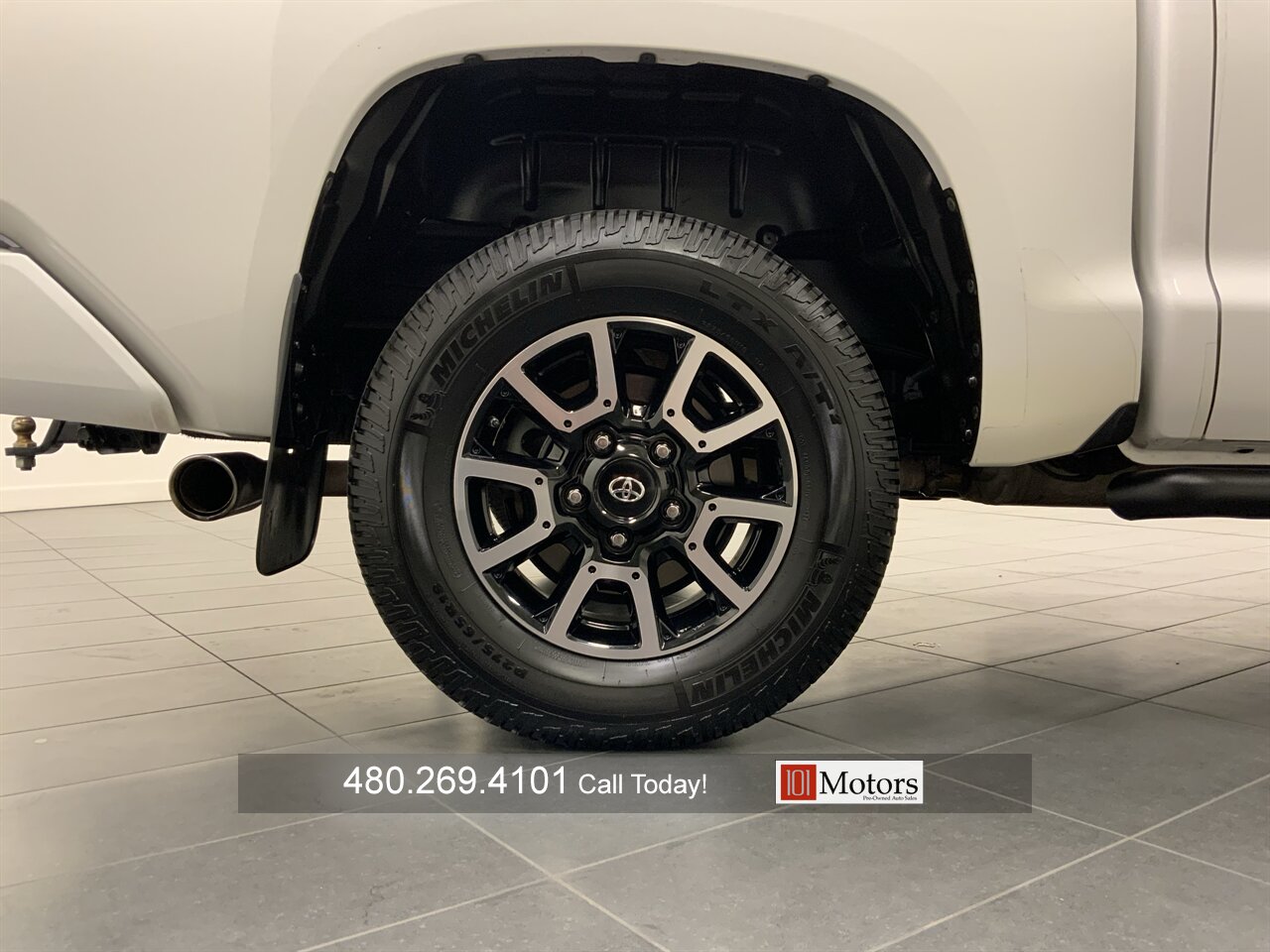 2019 Toyota Tundra Limited - Photo 28 - Tempe, AZ 85281