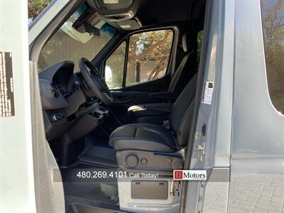 2024 Mercedes-Benz Sprinter 2500 Crew   - Photo 11 - Tempe, AZ 85281