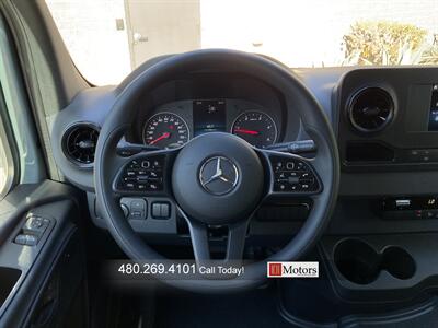 2024 Mercedes-Benz Sprinter 2500 Crew   - Photo 13 - Tempe, AZ 85281