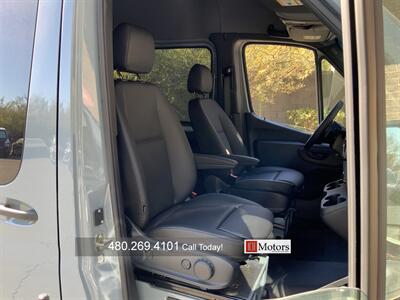 2024 Mercedes-Benz Sprinter 2500 Crew   - Photo 18 - Tempe, AZ 85281