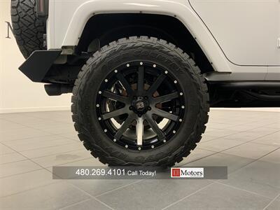 2017 Jeep Wrangler Unlimited Sahara   - Photo 27 - Tempe, AZ 85281