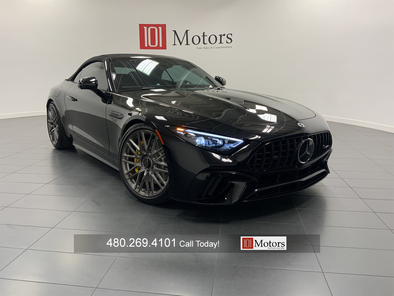 2022 Mercedes-Benz AMG SL 63 - Photo 1 - Tempe, AZ 85281