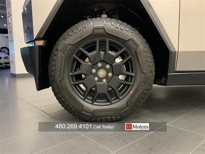 2024 Tesla Cybertruck All-Wheel Drive   - Photo 30 - Tempe, AZ 85281