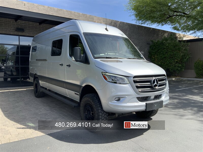 2022 Winnebago Sprinter Adventure RV  