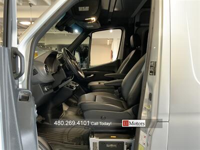 2020 Winnebago Sprinter 3500XD 170   - Photo 11 - Tempe, AZ 85281