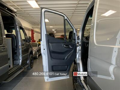 2020 Winnebago Sprinter 3500XD 170   - Photo 10 - Tempe, AZ 85281