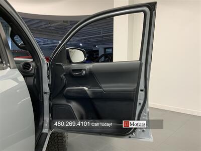 2019 Toyota Tacoma TRD Sport   - Photo 18 - Tempe, AZ 85281