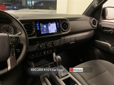 2019 Toyota Tacoma TRD Sport   - Photo 14 - Tempe, AZ 85281