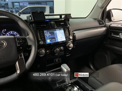 2021 Toyota 4Runner TRD Off-Road   - Photo 14 - Tempe, AZ 85281