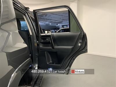 2021 Toyota 4Runner TRD Off-Road   - Photo 22 - Tempe, AZ 85281