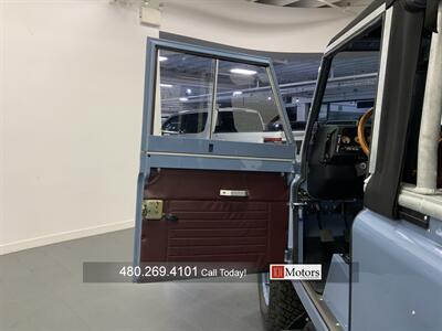 1985 Land Rover Defender 90   - Photo 9 - Tempe, AZ 85281