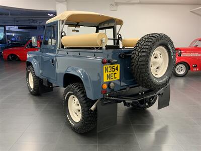 1995 Land Rover Defender 90   - Photo 6 - Tempe, AZ 85281