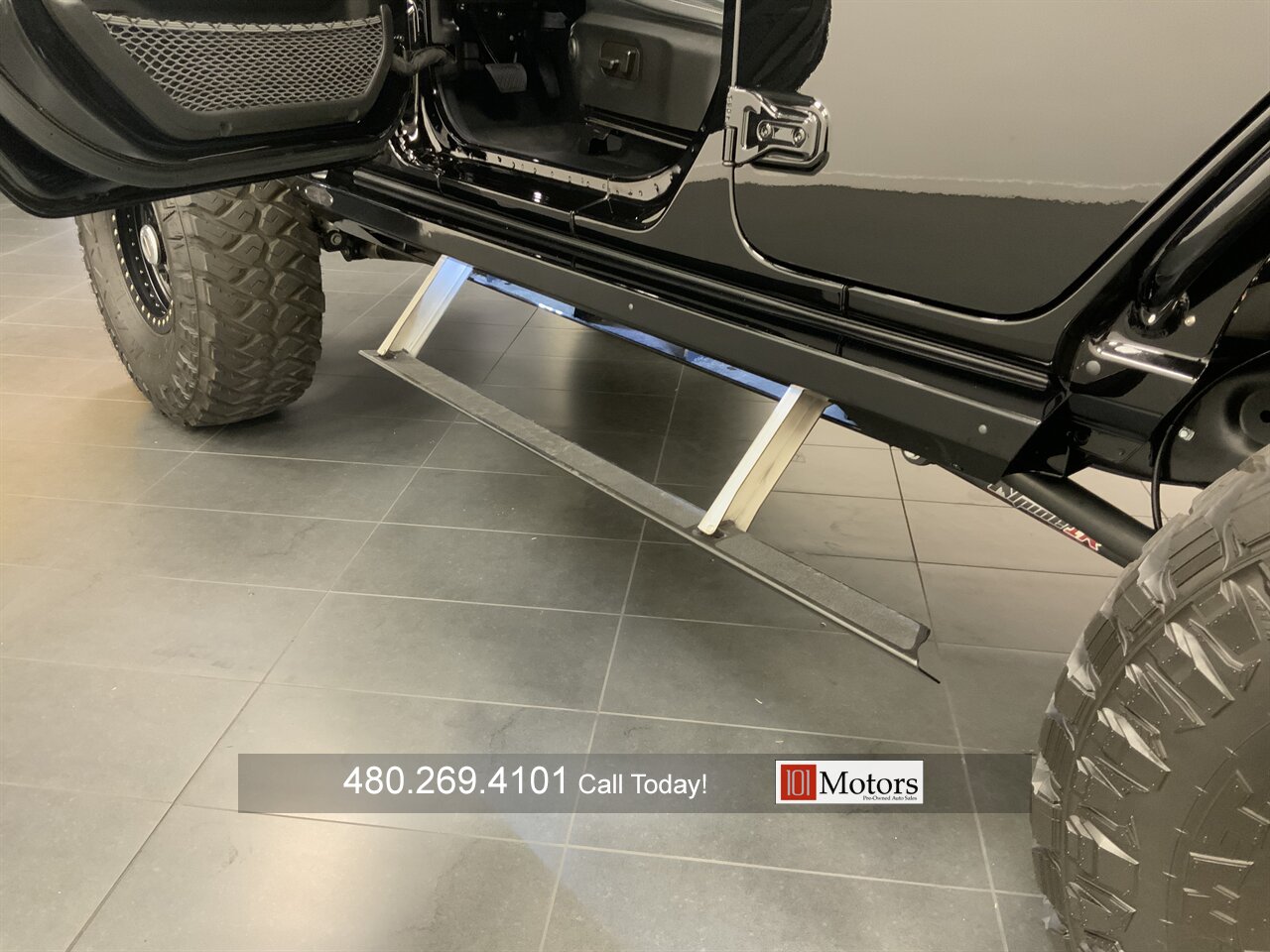 2024 Jeep Wrangler Rubicon 392 - Photo 11 - Tempe, AZ 85281