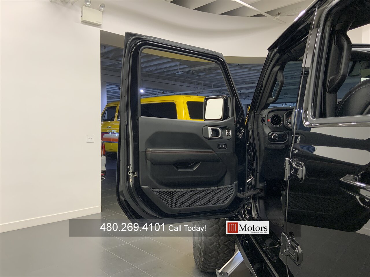2024 Jeep Wrangler Rubicon 392 - Photo 10 - Tempe, AZ 85281