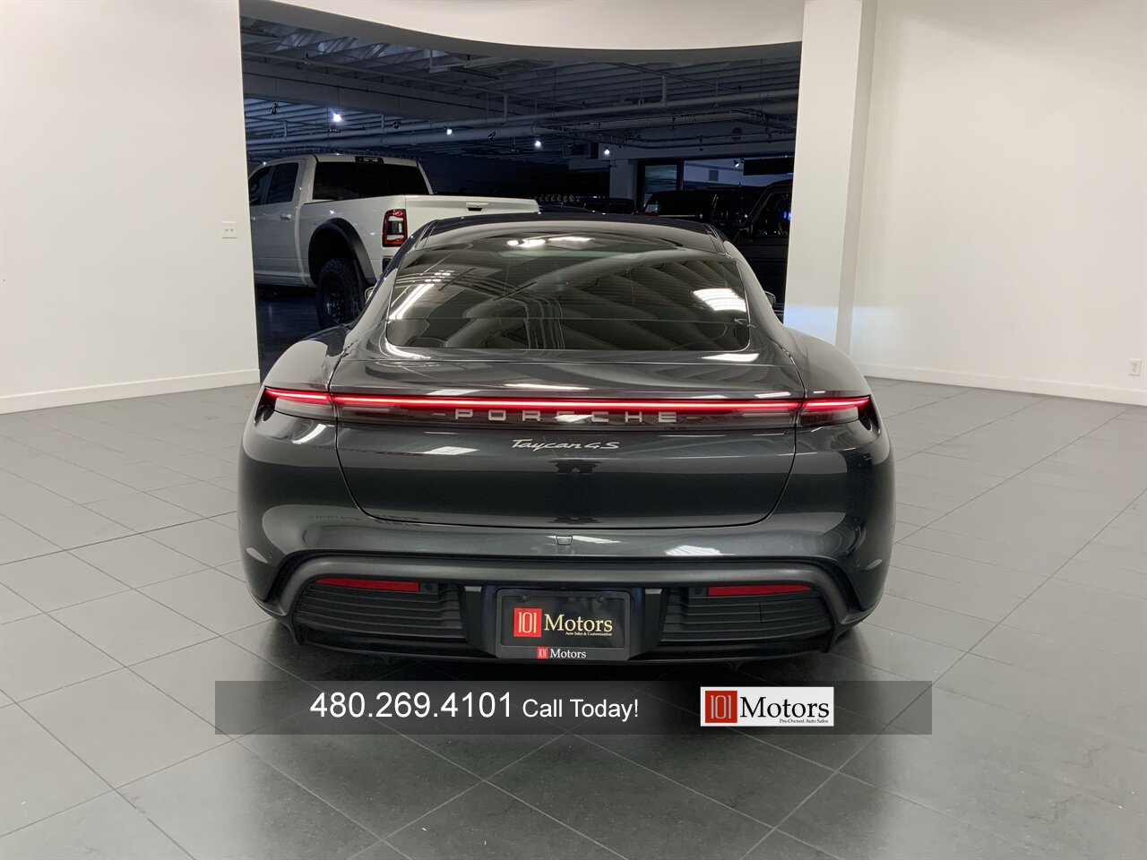 2020 Porsche Taycan 4S - Photo 4 - Tempe, AZ 85281
