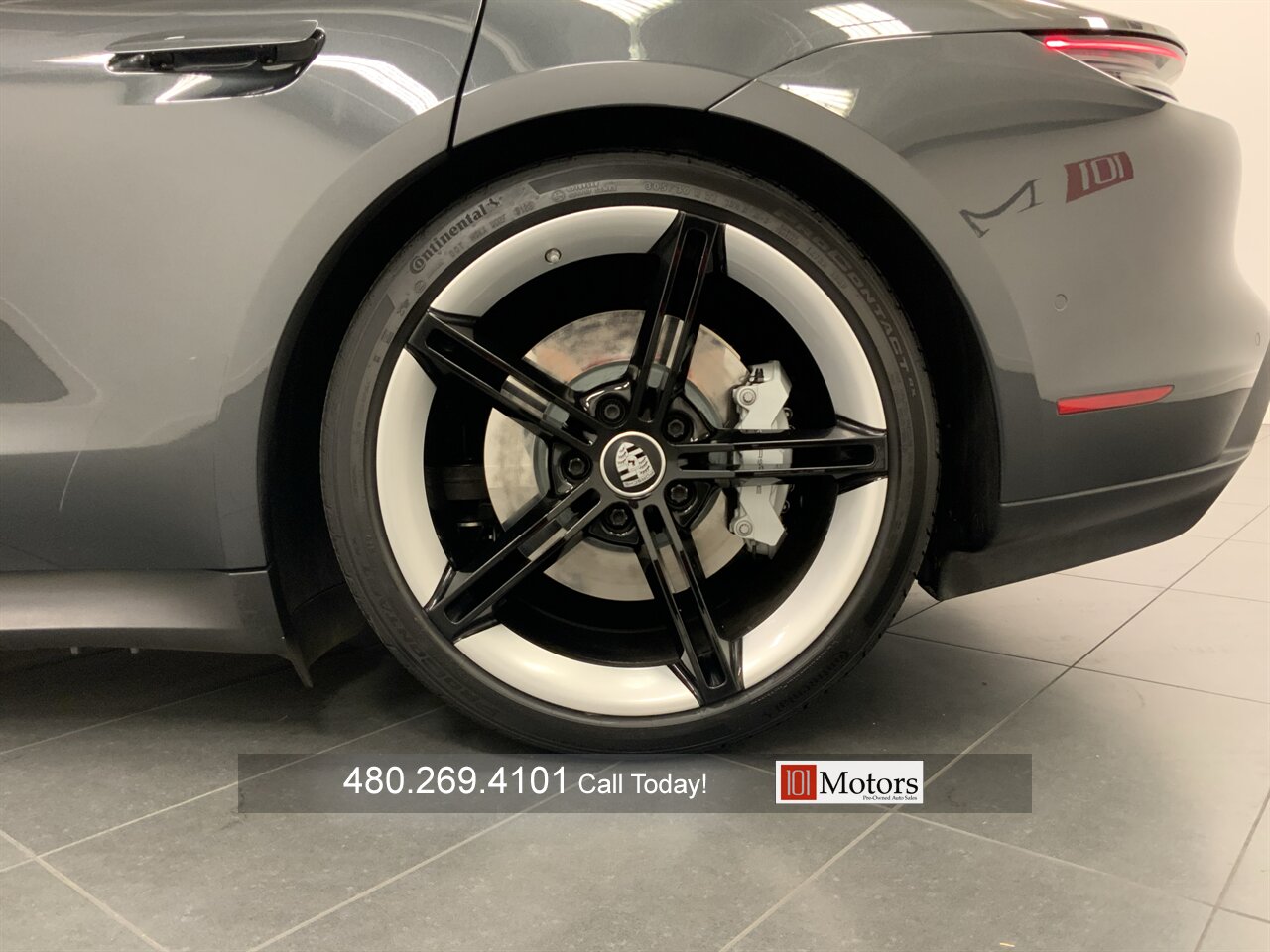 2020 Porsche Taycan 4S - Photo 27 - Tempe, AZ 85281