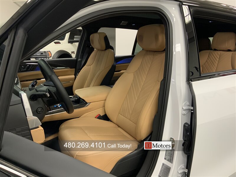 2025 Cadillac Escalade IQ Sport 2  