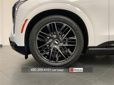 2025 Cadillac Escalade IQ Sport 2   - Photo 31 - Tempe, AZ 85281