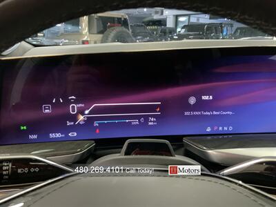 2025 Cadillac Escalade IQ Sport 2   - Photo 12 - Tempe, AZ 85281