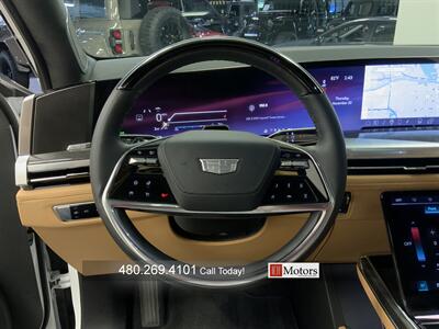 2025 Cadillac Escalade IQ Sport 2   - Photo 11 - Tempe, AZ 85281