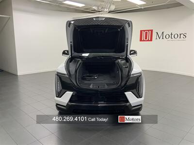 2025 Cadillac Escalade IQ Sport 2   - Photo 29 - Tempe, AZ 85281