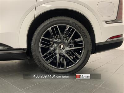 2025 Cadillac Escalade IQ Sport 2   - Photo 32 - Tempe, AZ 85281