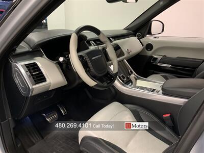 2021 Land Rover Range Rover Sport SVR   - Photo 11 - Tempe, AZ 85281