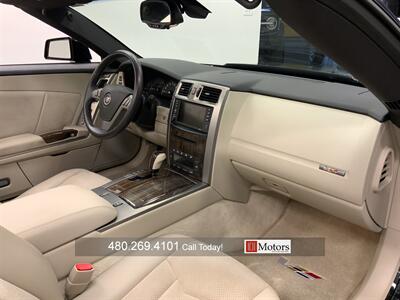 2006 Cadillac XLR-V   - Photo 23 - Tempe, AZ 85281