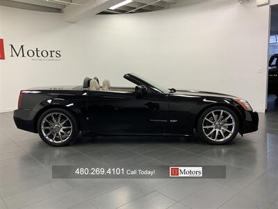 2006 Cadillac XLR-V   - Photo 3 - Tempe, AZ 85281