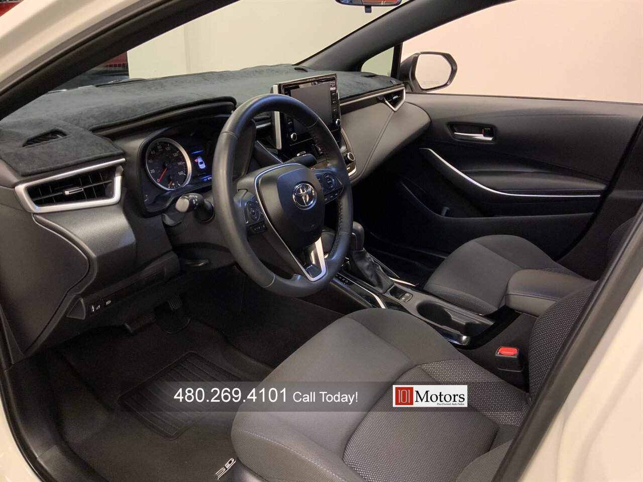 2020 Toyota Corolla SE - Photo 11 - Tempe, AZ 85281