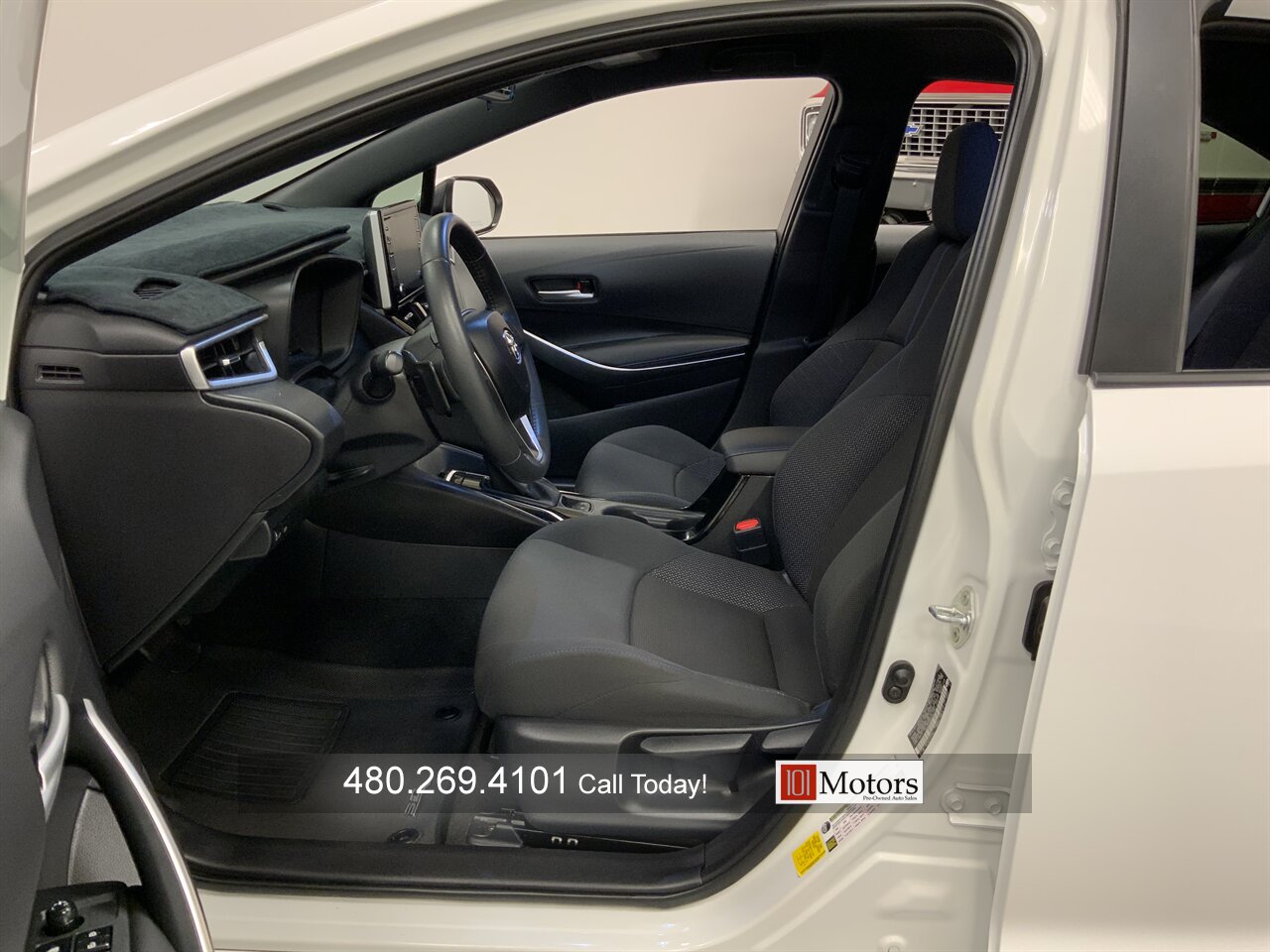 2020 Toyota Corolla SE - Photo 10 - Tempe, AZ 85281