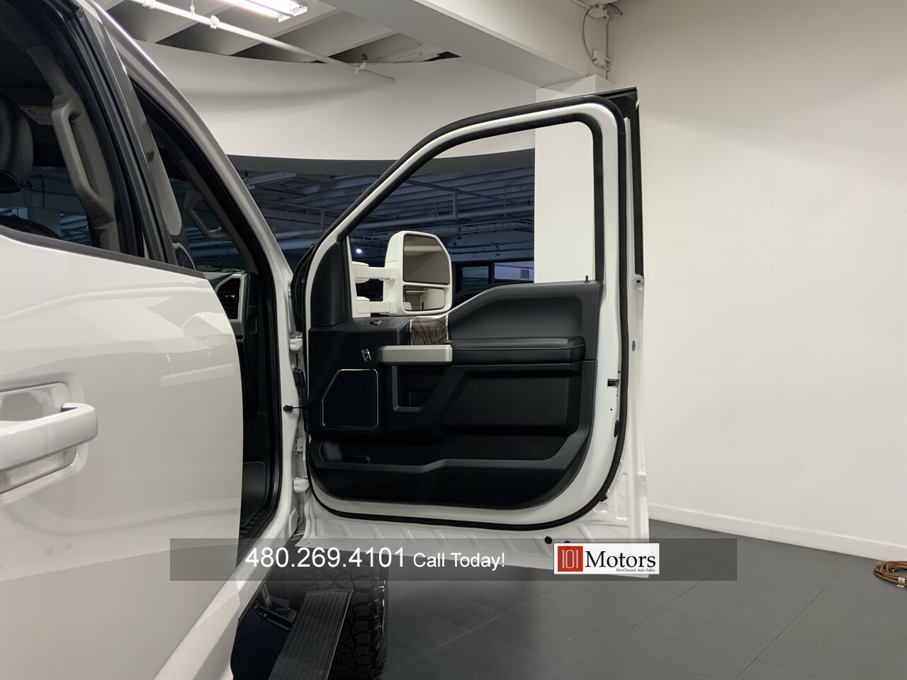 2018 Ford F-450 Super Duty Lariat - Photo 17 - Tempe, AZ 85281