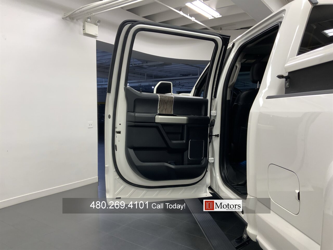 2018 Ford F-450 Super Duty Lariat - Photo 25 - Tempe, AZ 85281