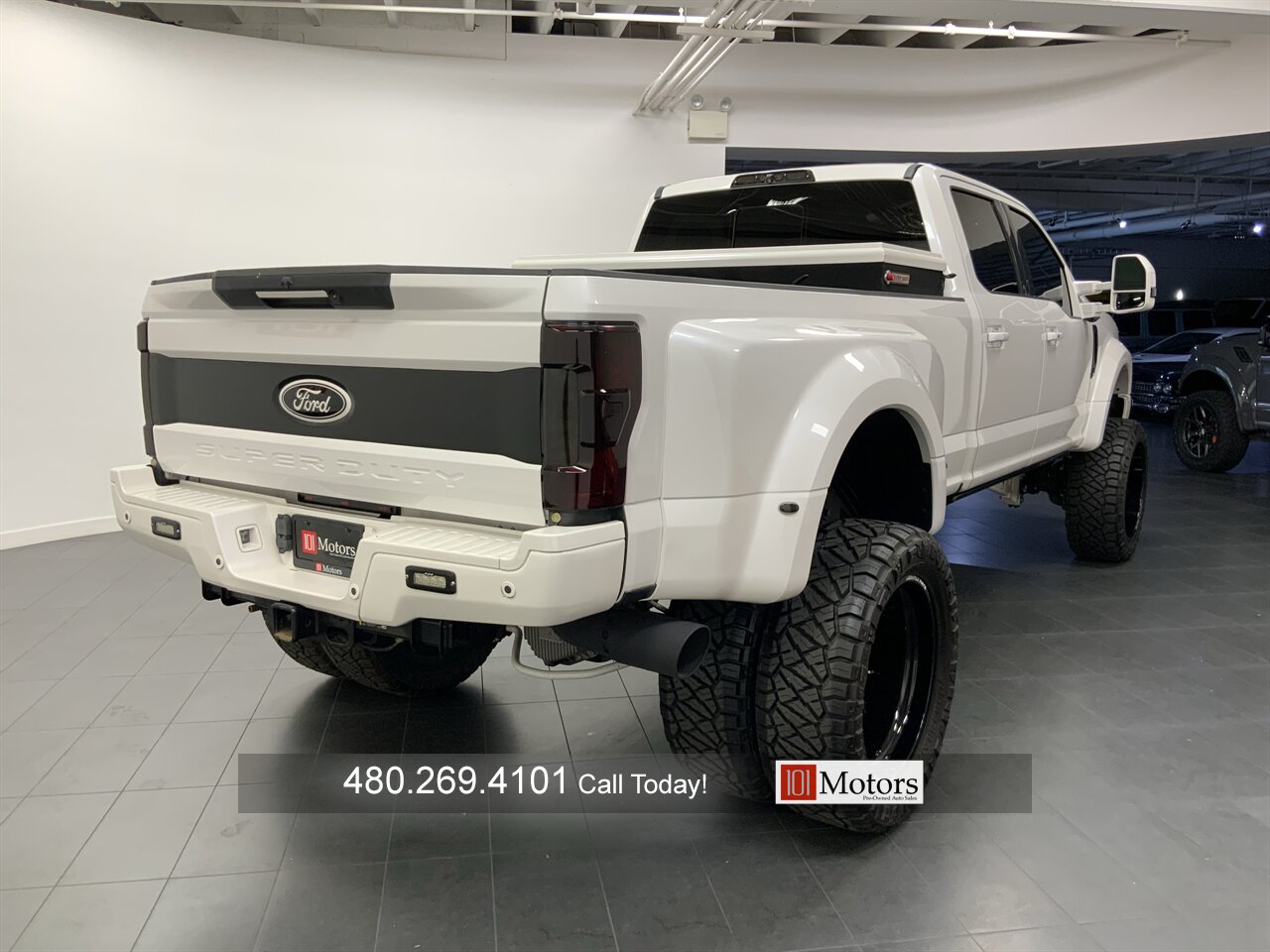2018 Ford F-450 Super Duty Lariat - Photo 3 - Tempe, AZ 85281