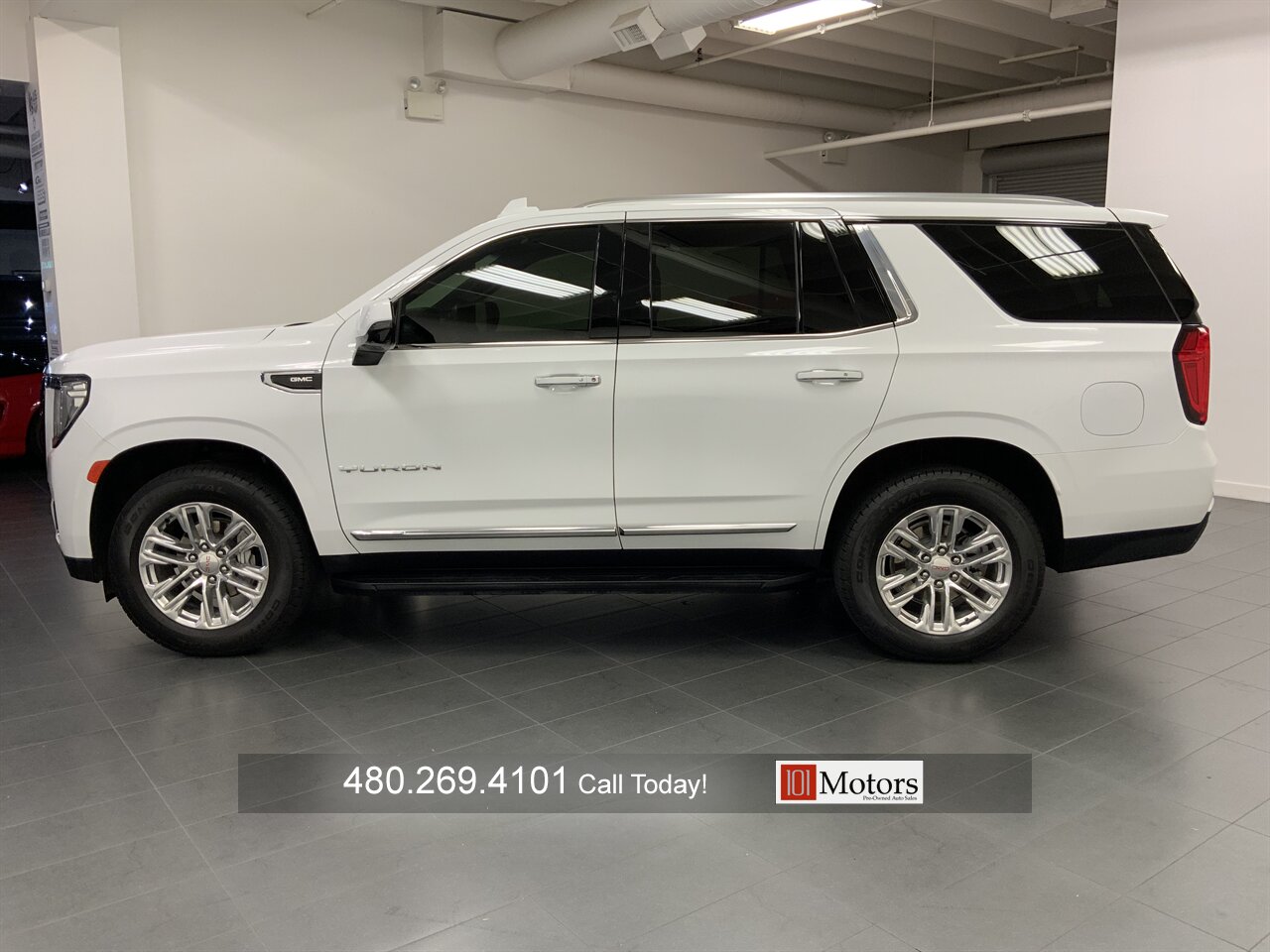 2024 GMC Yukon SLT - Photo 6 - Tempe, AZ 85281