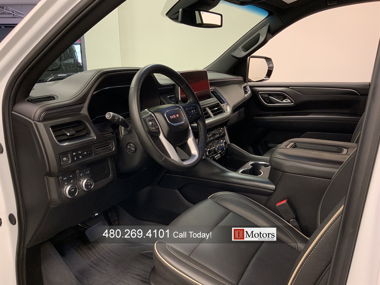 2024 GMC Yukon SLT - Photo 11 - Tempe, AZ 85281