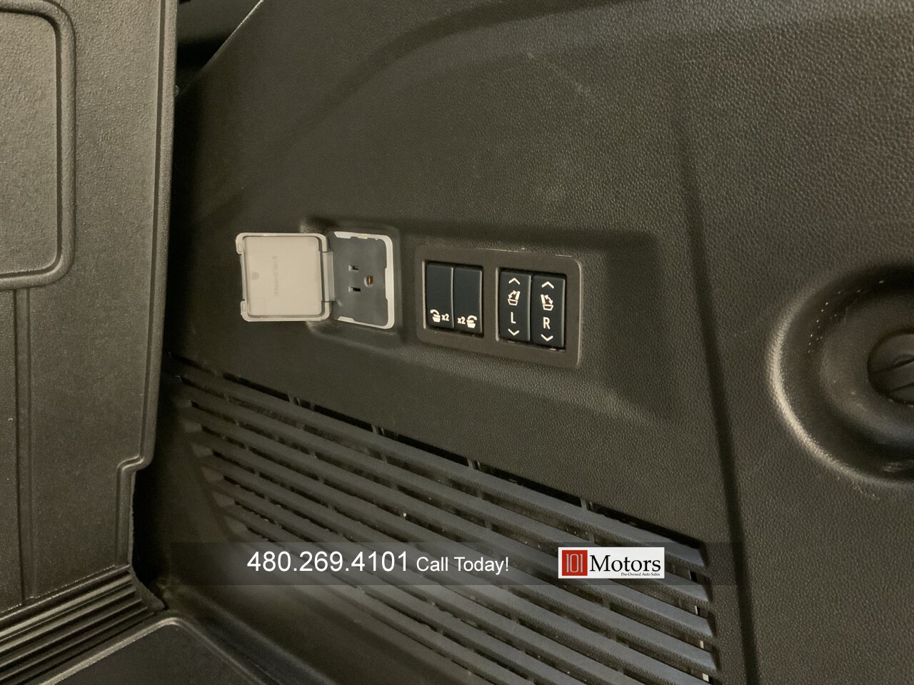 2024 GMC Yukon SLT - Photo 27 - Tempe, AZ 85281
