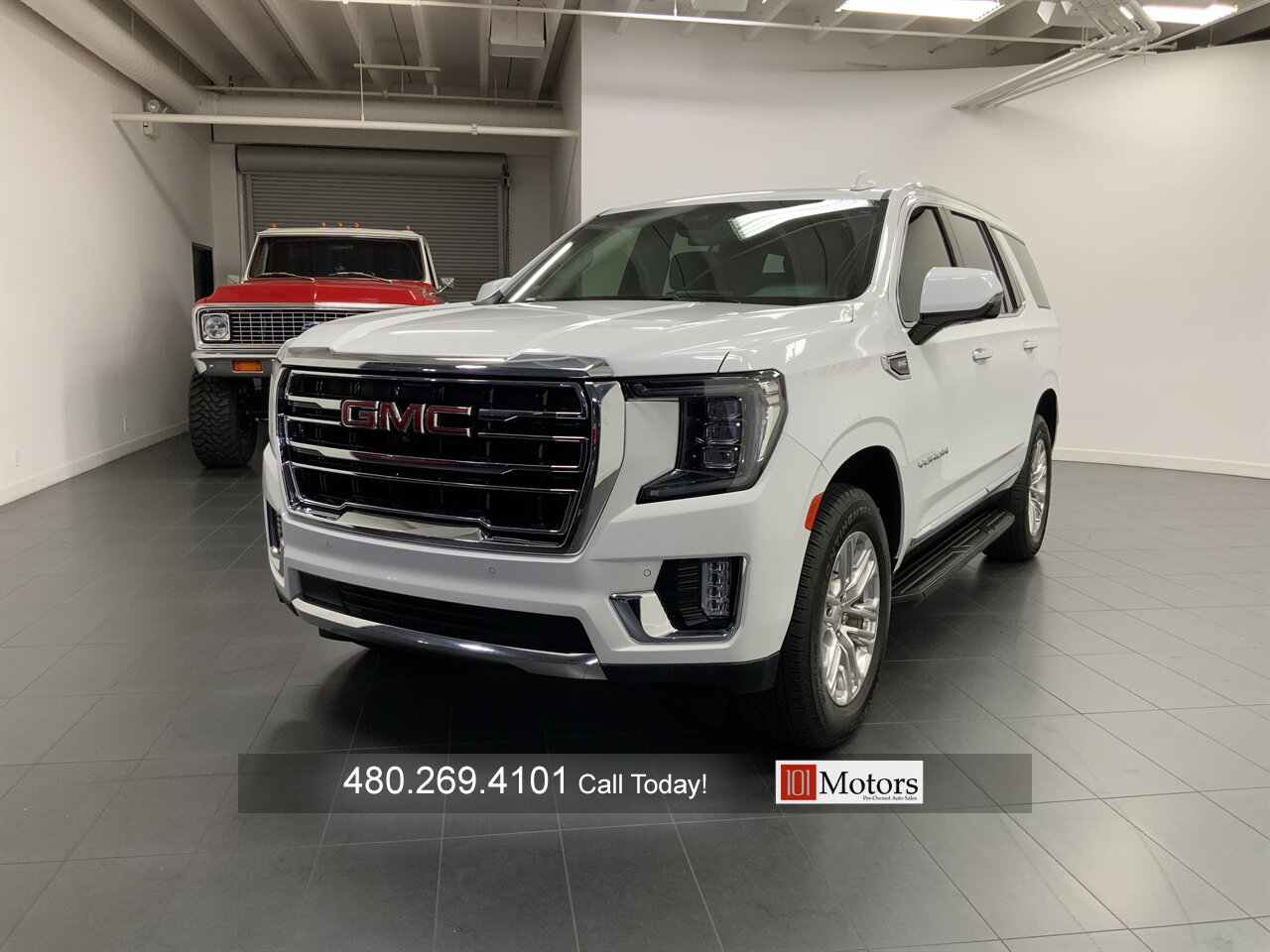 2024 GMC Yukon SLT - Photo 7 - Tempe, AZ 85281