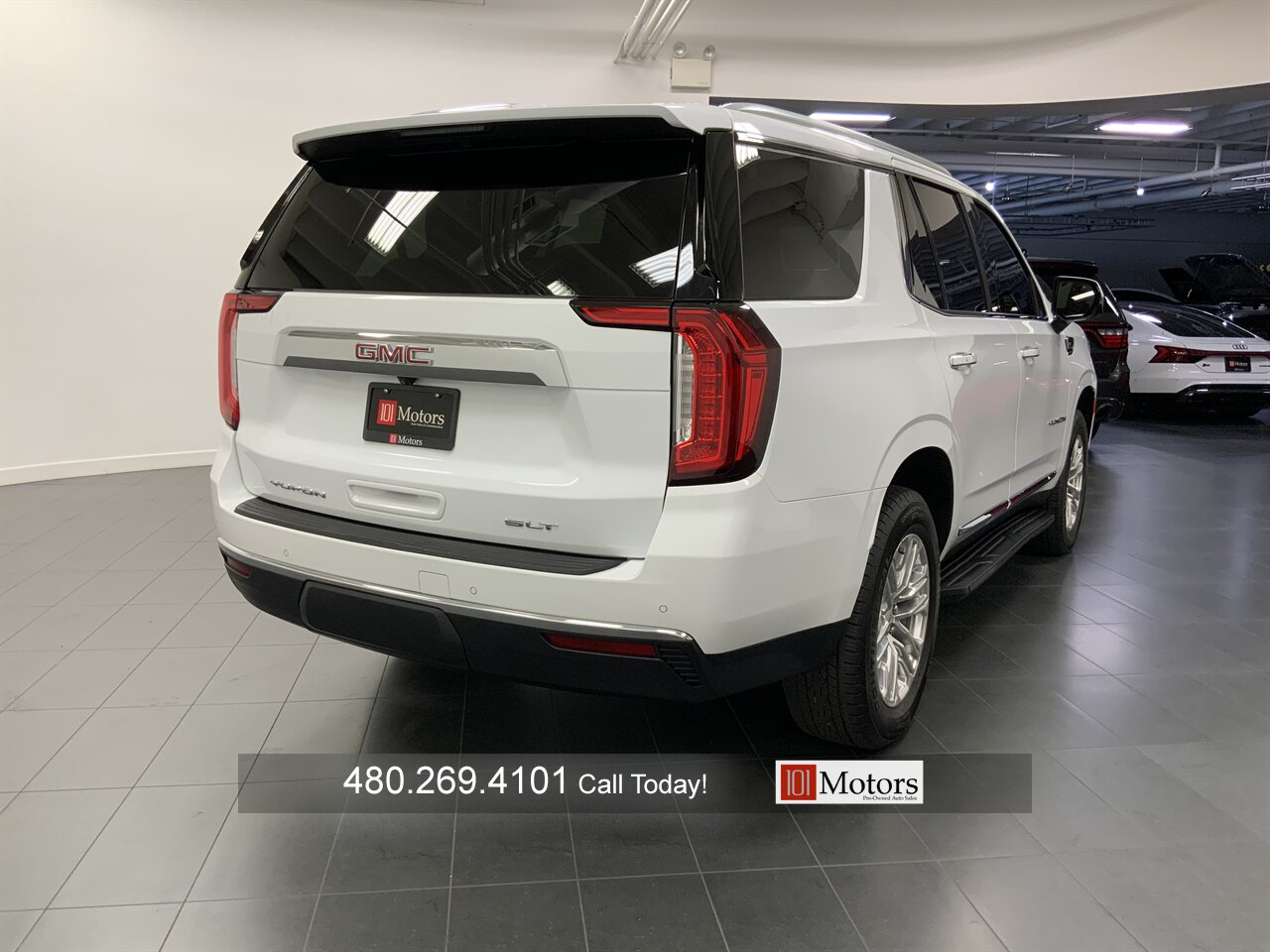 2024 GMC Yukon SLT - Photo 3 - Tempe, AZ 85281