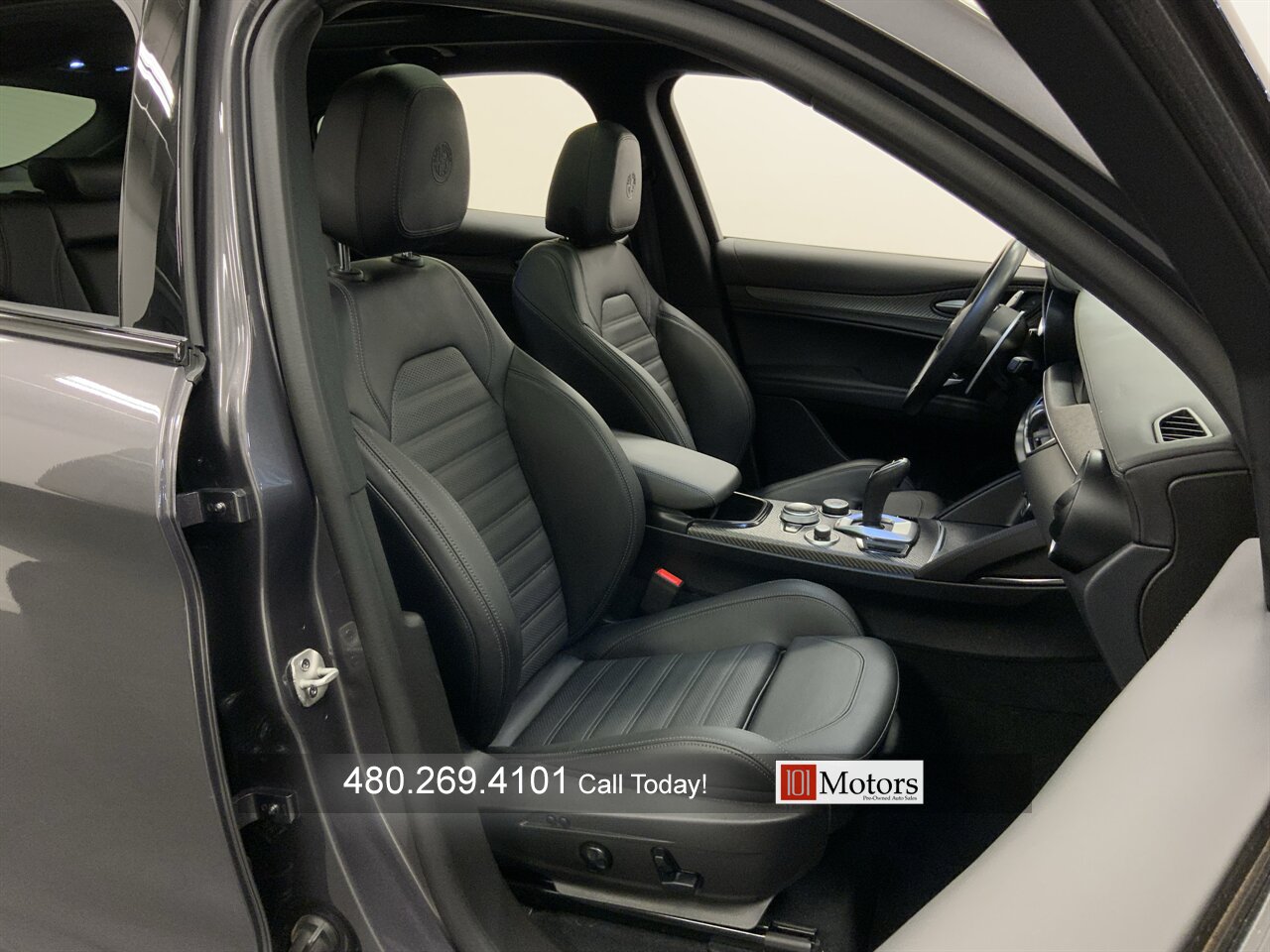 2024 Alfa Romeo Stelvio Quadrifoglio - Photo 18 - Tempe, AZ 85281