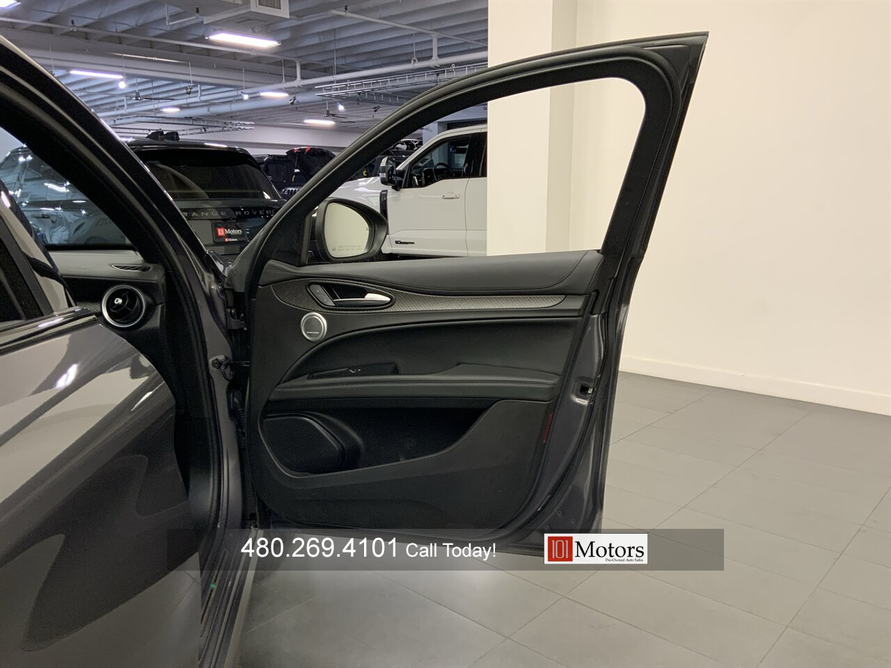 2024 Alfa Romeo Stelvio Quadrifoglio - Photo 17 - Tempe, AZ 85281