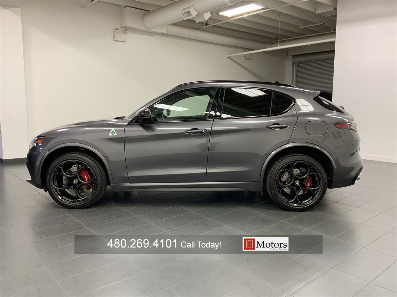2024 Alfa Romeo Stelvio Quadrifoglio - Photo 6 - Tempe, AZ 85281