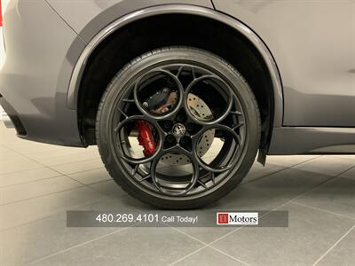 2024 Alfa Romeo Stelvio Quadrifoglio - Photo 29 - Tempe, AZ 85281