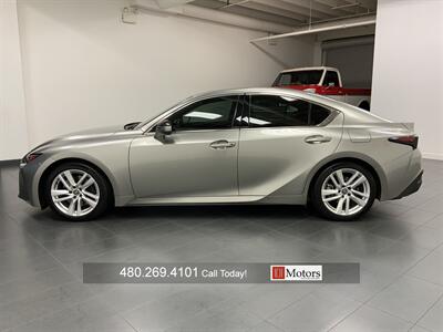 2023 Lexus IS 300   - Photo 6 - Tempe, AZ 85281