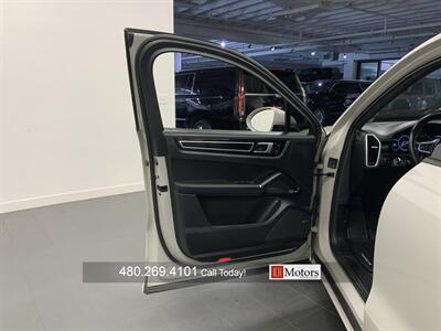2021 Porsche Cayenne GTS Coupe - Photo 9 - Tempe, AZ 85281
