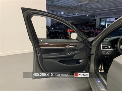 2020 BMW 7 Series 750i xDrive   - Photo 9 - Tempe, AZ 85281